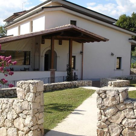 Agriturismo Casale Sera Fontana Liri Exterior foto