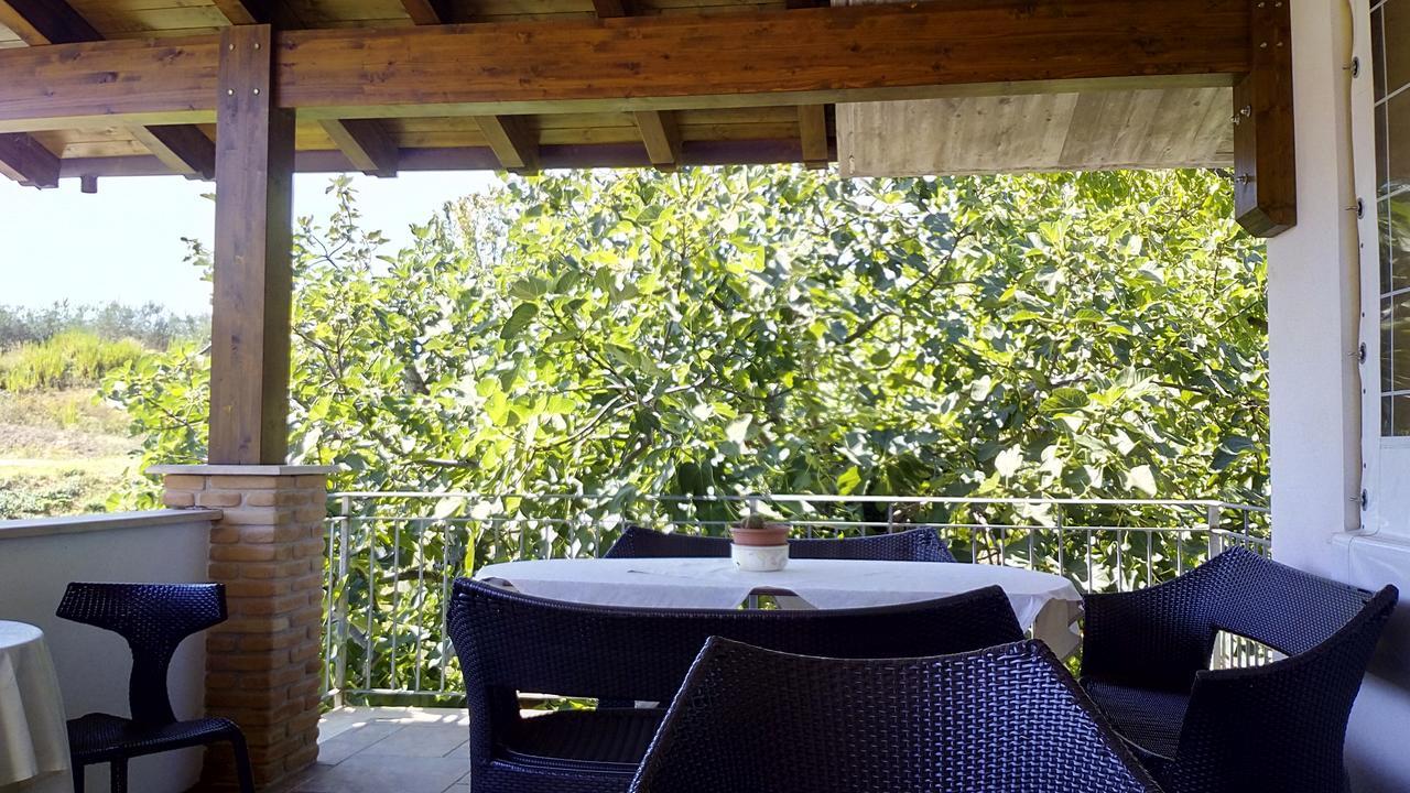 Agriturismo Casale Sera Fontana Liri Exterior foto